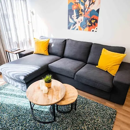 Happy 1 Bedroom - We39c
