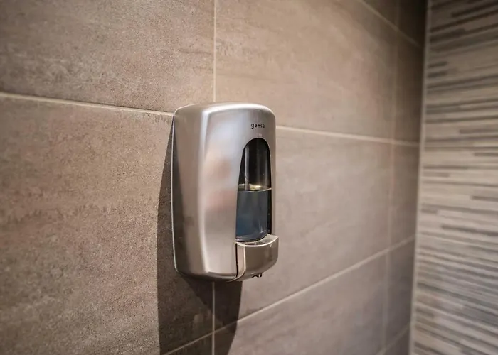 Happy 1 Bedroom - We39c